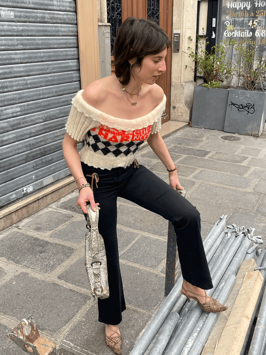 Shoulderless Circus top